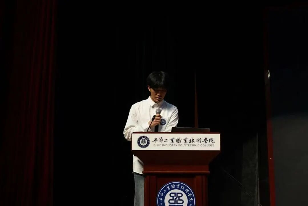 榜样如炬｜2026届省级优秀毕业生事迹展播：李斌杰——敢于尝试 勇毅前行