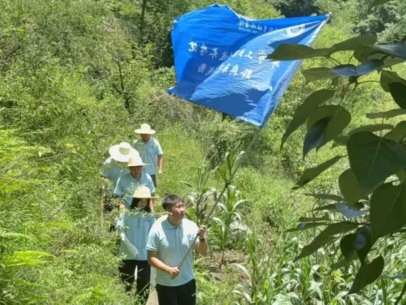 赓续红色基因，勇担青春使命