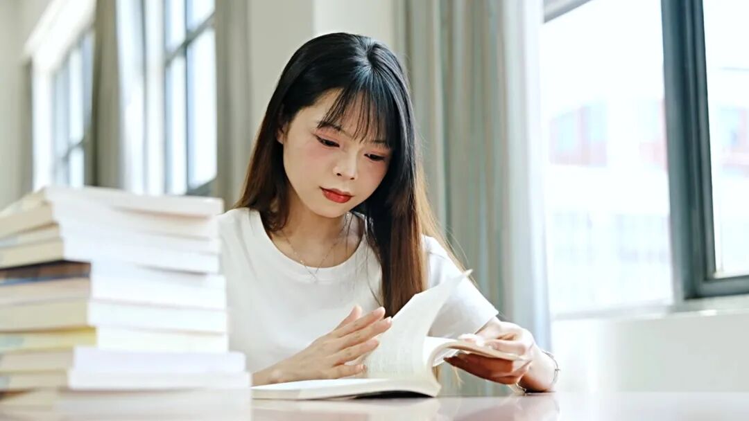 阅·见美好｜听他们讲述心中的那一本书
