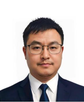 谢坤教师风采简介
